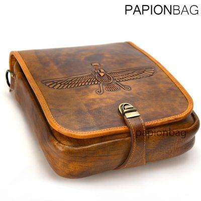 کیف دوشی چرمی دست رنگ عسلی فروهر