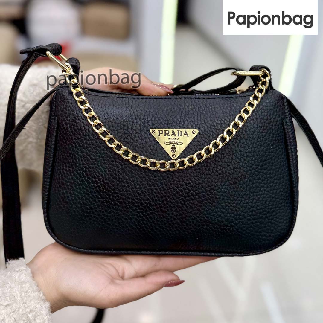 Prada womens handbag and wristlet726 3