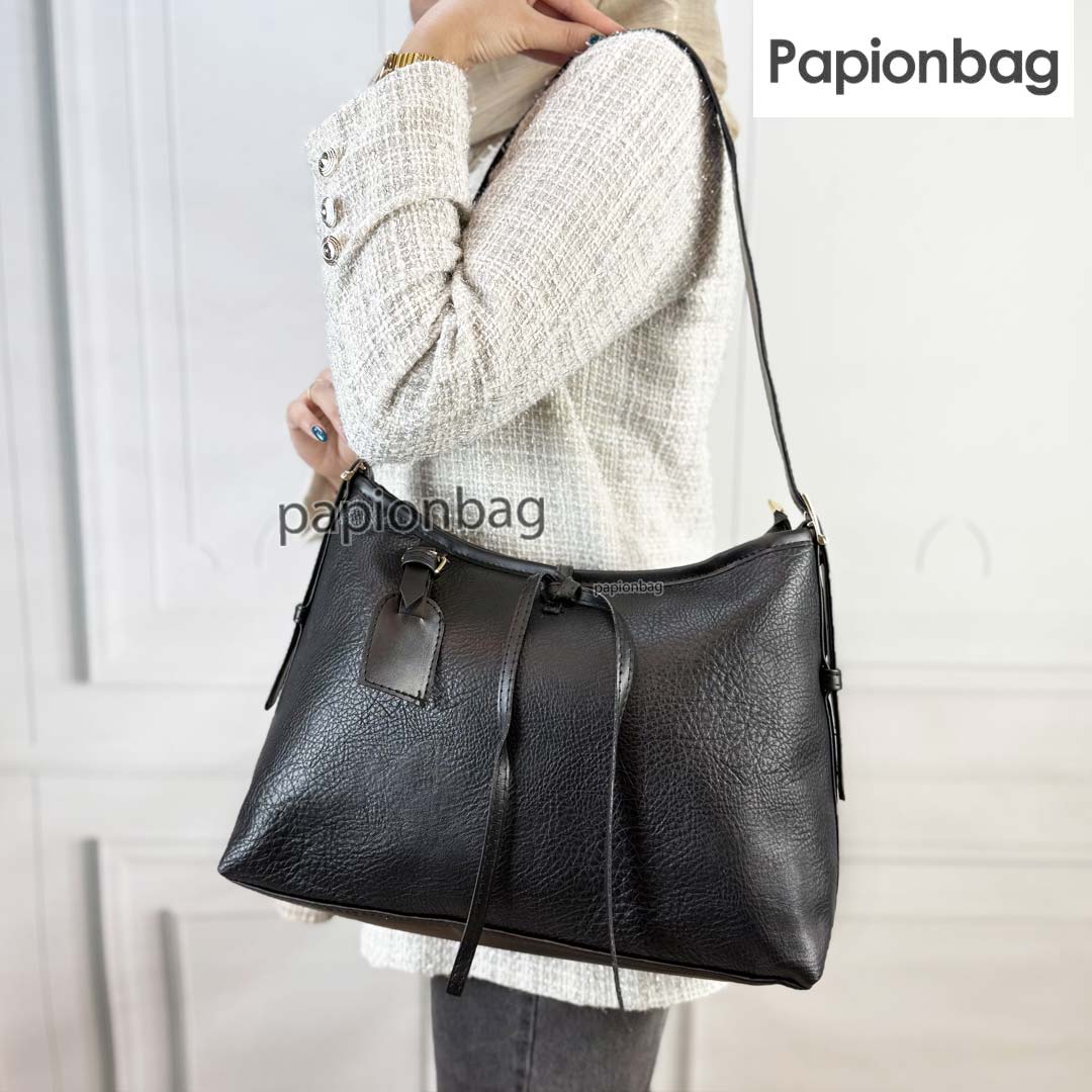 کیف کد 792 به صورت دوشی