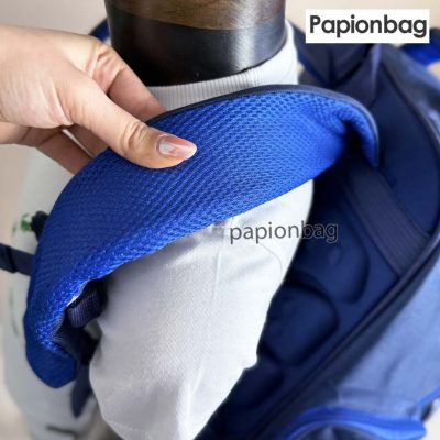 دسته ها دارای پد تهویه و عرقگیر کیف مدرسه طرح فضانورد کد 899