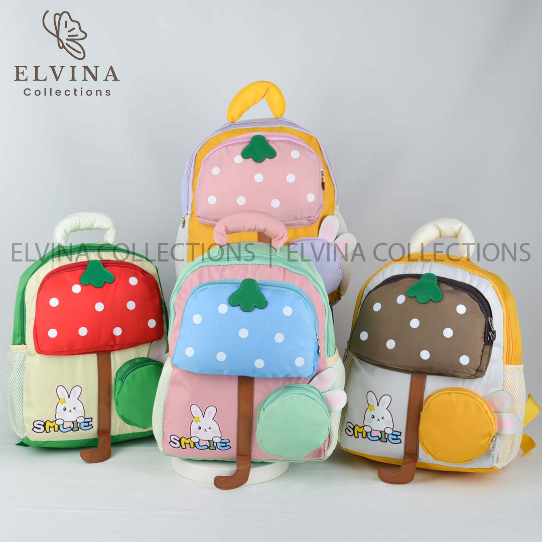 Strawberry backpack 150617