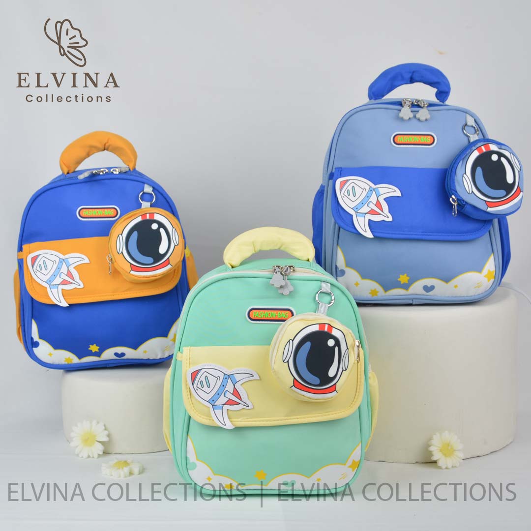 astronaut packpack1643 3